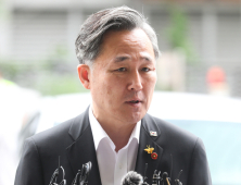 표창원 “내년 총선 불출마할 것…사상 최악 20대 국회, 책임지겠다”