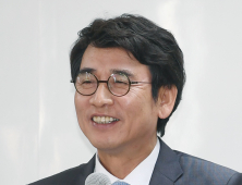 검찰, ‘알릴레오’ 유시민 허위사실유포 혐의 수사… 시민단체 고발