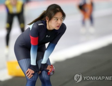 김보름, 새 시즌에도 빙속 ‘태극마크’… 대표선발전 3000m 우승