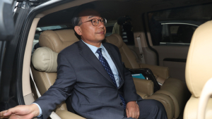'세월호 보도개입 혐의' 이정현, 2심서 벌금형 감형