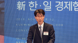 '쿠키뉴스 창간 15주년 기념 포럼' 인사말하는 정병덕 대표