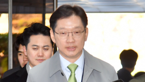 입장 밝히는 김경수 경남지사