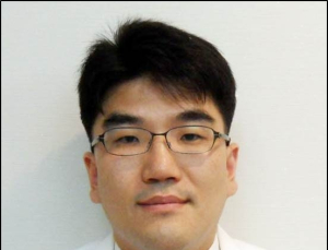 [쿠키리포트] 낙상위험의 계절 침묵의  뼈 도둑, 골다공증 예방법