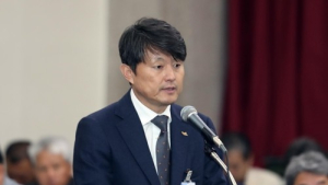 '뇌물수수' 혐의 유재수 부시장 검찰 출석