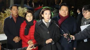 미국 출장 마치고 황교안 대표 찾은 나경원