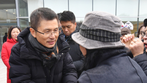 황교안 대표 '지지 감사합니다'