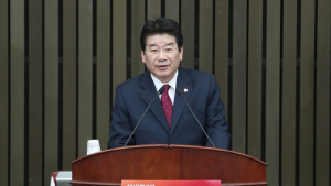 정견 발표하는 강석호 후보