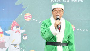인사말 하는 이제훈 초록우산 어린이재단 회장