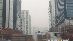 빨간불 켜진 서울 공기