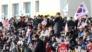 발언하는 주옥순 엄마부대 대표