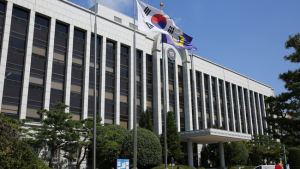 의붓딸 성폭력 인면수심 40대 항소 기각 징역 8년