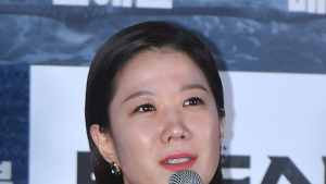 전혜진, 부드러운 눈빛