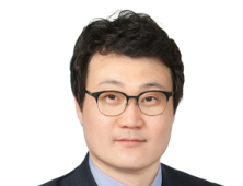 오산시의회 장인수 의장, 적십자사 특별회비 전달