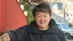 허진호 감독 '기분 좋은 미소'