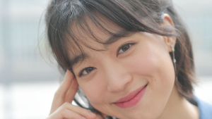 최성은, 사랑스러운 눈빛