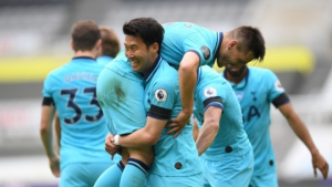 손흥민, 지오반니 로셀소 둘러업었다… 토트넘, 뉴캐슬에 3-1 승