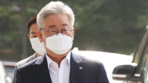 이재명, 文대통령 주식양도세 재검토 지시에 “환영…관료들 귀담아 듣길” 