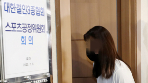 ‘故 최숙현 가해 의혹’ 장윤정 선수 “팀닥터가 이간질, 나도 피해자”