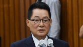 靑, 국정원장 정치개입 논란에 ‘무대응’