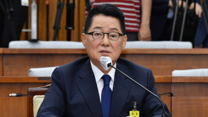 文 대통령, 박지원 국정원장 임명안 재가…29일부터 임기