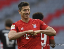 뮌헨, 첼시 4-1 꺾고 UCL 8강 진출…레반도프스키 2골 2도움