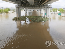 서울 시내 곳곳 교통 통제…출근길 혼잡 우려