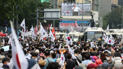 오늘부터 서울서 10인 이상 집회 금지…위반하면 고발‧벌금