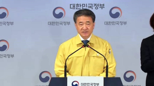 박능후 “의료인들 진료현장 지키지 않을 경우 모든 조치 실행”