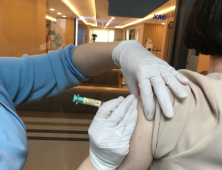 코로나19 취약한 고위험군, 폐렴구균 접종으로 2차 감염 예방