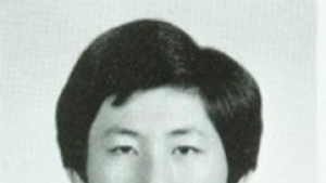 목 조르는 방식까지 시연한 이춘재 “8차 사건 범행 인정”