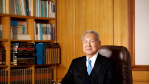 윤대원 일송학원 이사장, 웁살라대 린네 금메달 수상