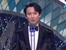 ‘2019 SBS 연기대상’ 주인공은 김남길… ‘열혈사제’ 8관왕