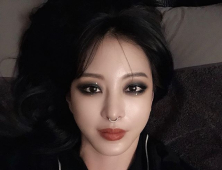 한예슬, 코 피어싱 파격 변신 “새로운 도전 쉽지 않아”