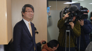 김지형 전 대법관, 삼성그룹 감시하는 위원장으로 인사