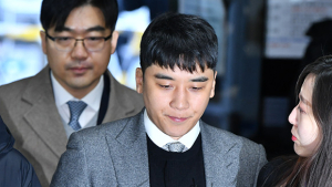 다시 구속 갈림길 선 승리는 아무 말이 없었다