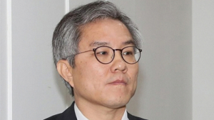 최강욱 비서관 “이번 기소는 검찰 인사 검증 무력화 시도”
