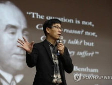 진중권 “임종석, 은퇴 약속 뒤집으려… 국민 개·돼지로 보나”