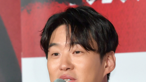 안재홍 '훈훈한 외모'