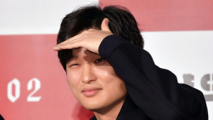 윤성현 감독 '조명이 너무 밝아서'