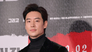 이제훈 '여전히 훈훈한 외모'