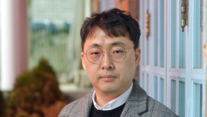 '클로젯'으로 장편 데뷔한 김광빈 감독