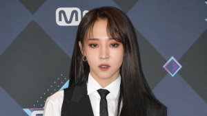 문별 '강한 눈빛'