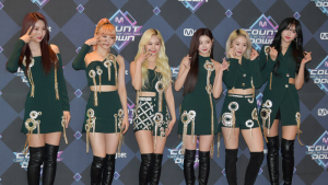 에버글로우 '반짝반짝'
