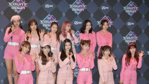 아이즈원 '상큼한 핑크'