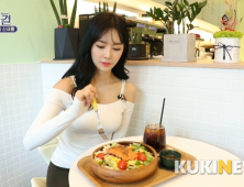 [쿠키영상] 다이어트에 효과적인 건강한 한 끼…피트니스 모델 신새롬