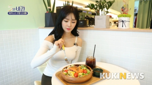 [쿠키영상] 다이어트에 효과적인 건강한 한 끼…피트니스 모델 신새롬