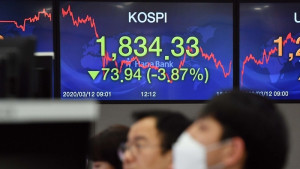 주식 공매도 하루 1조원 돌파…금융당국, ‘공매도 금지’ 만지작