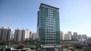 구로 콜센터 감염 출발점, 10층 근무 직원 유력