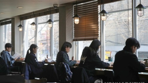 ‘세진’ 사회적 거리두기… 식당·카페 방문은 문제없나
