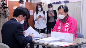 광진을 출마 오세훈 '후보 등록 완료'